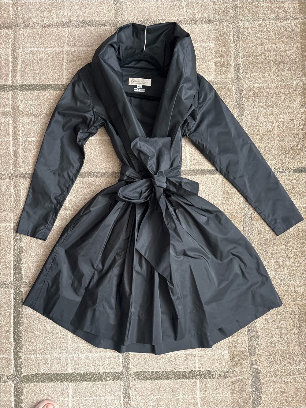 Catherine Regehr Vancouver Designer Shawl Collar Wrap Dress Black Size Medium